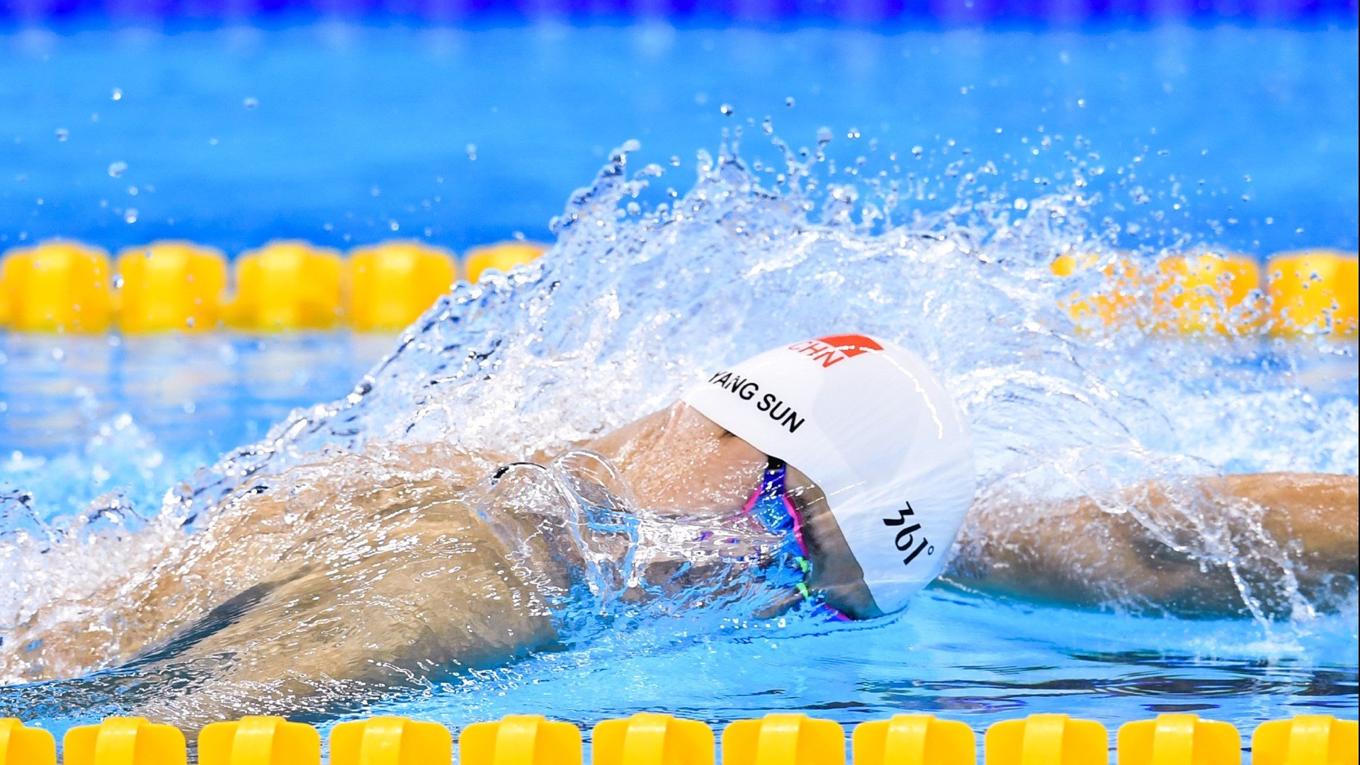 “2025世界运动会:高新区全民健身馆,壁球场上演快节奏战斗”